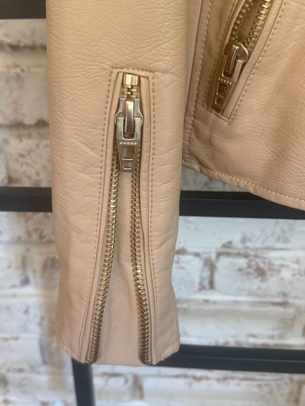 Blank NYC Light Beige Faux leather Moto Jacket with Gold Hardware - Picture 3 of 8